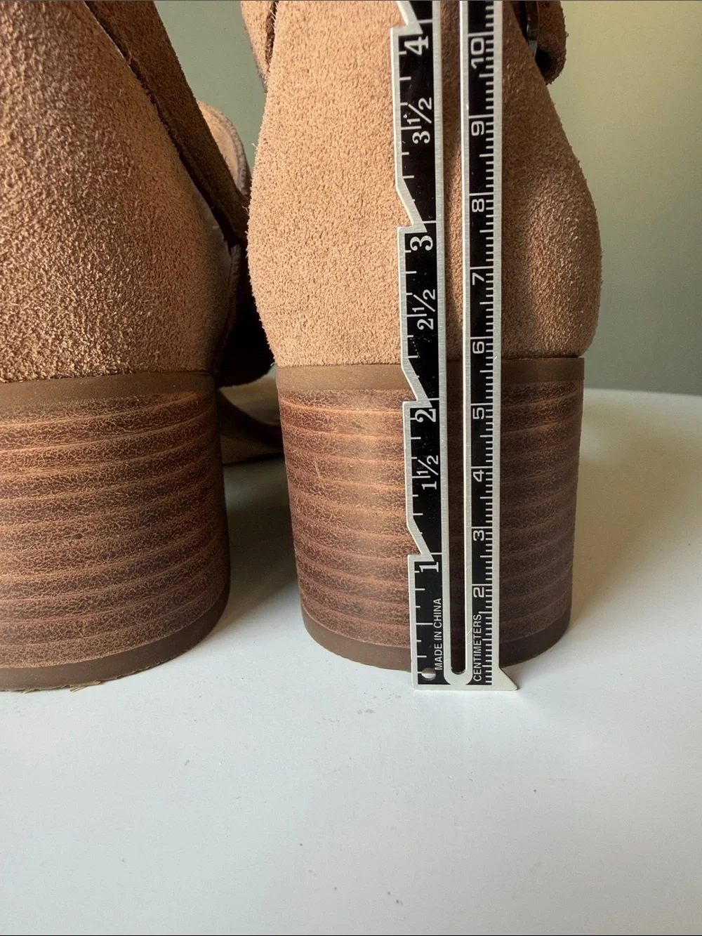 Koolaburra by UGG Suede Block Heel Sandals Ortholite Comfort open toe Adjustable